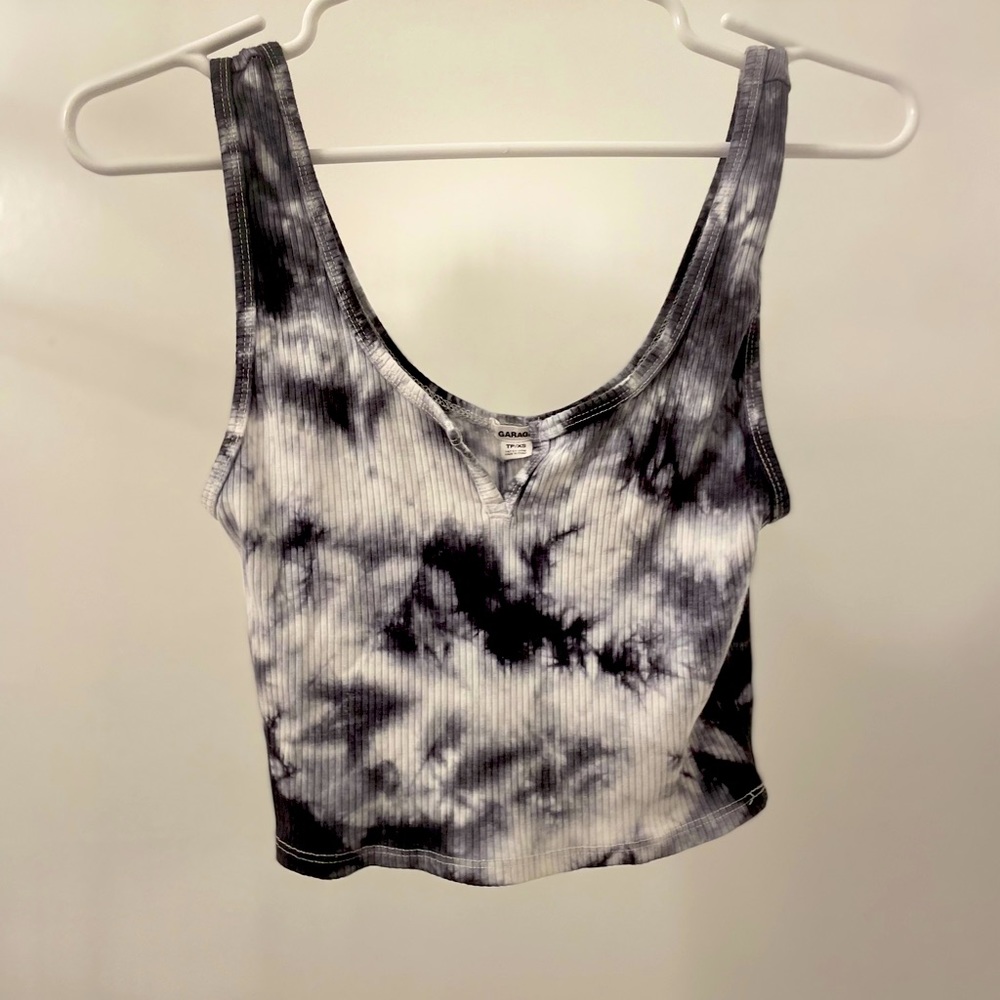 Garage tie dye ribbed tank top with v slit